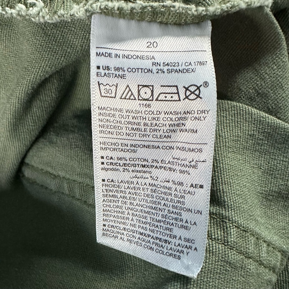 Old Navy Olive High-Rise Wide-Leg Khaki Crop Pants - Plus size - Picture 3 of 11